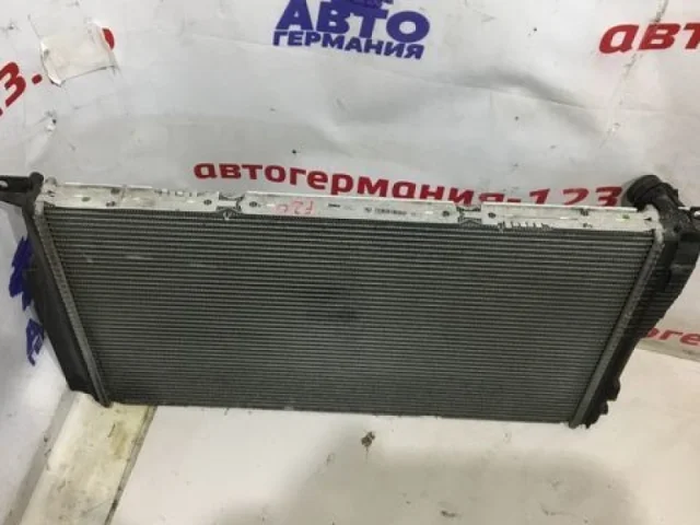 Панель радиатора (телевизор) для BMW 1er Ф20 2011-2015 на фотографиях