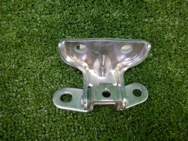 Петля двери задняя левая верхняя для Kia Cerato YD 2016-2020 rest. на фотографиях