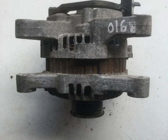 Генератор для Citroen C4 Хэтчбек 3dr 2004-2011 на фотографиях