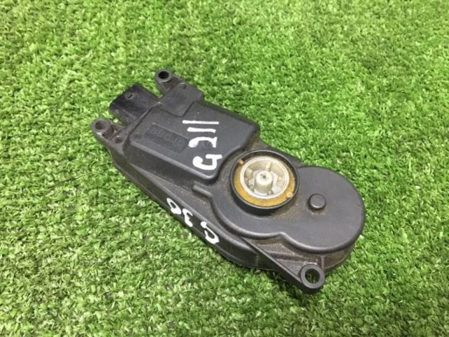 Моторчик корректора фары для BMW 5er G30 2016-2023 на фотографиях