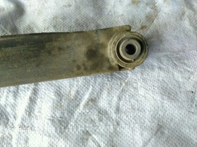 Рычаг задний левый нижний для Subaru Forester SH 2008-2012 на фотографиях