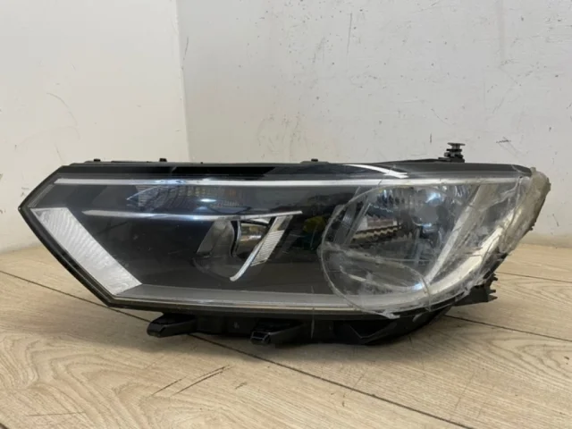 Фары для Volkswagen Passat (B8.5) Variant, R-line, GTE 2019+ на фотографиях