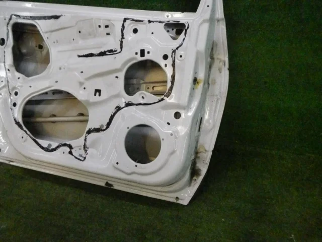 Двери для Suzuki SX4 2013-2016 на фотографиях