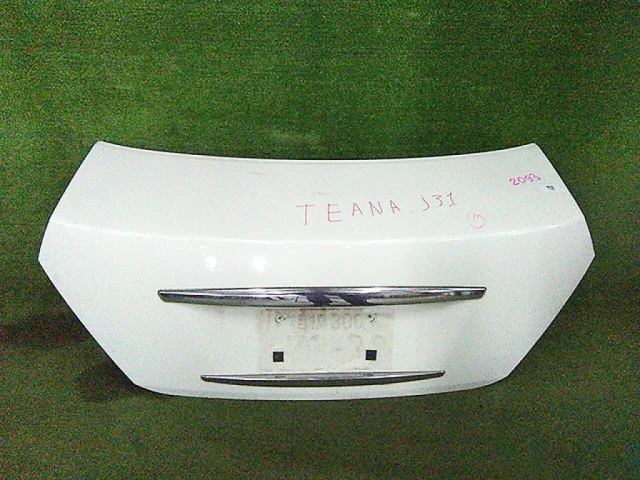 Крышка багажника для Nissan Teana J31 2003-2007 на фотографиях