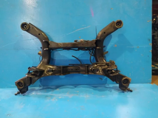 Задняя балка для Nissan Teana J31 2003-2007 на фотографиях