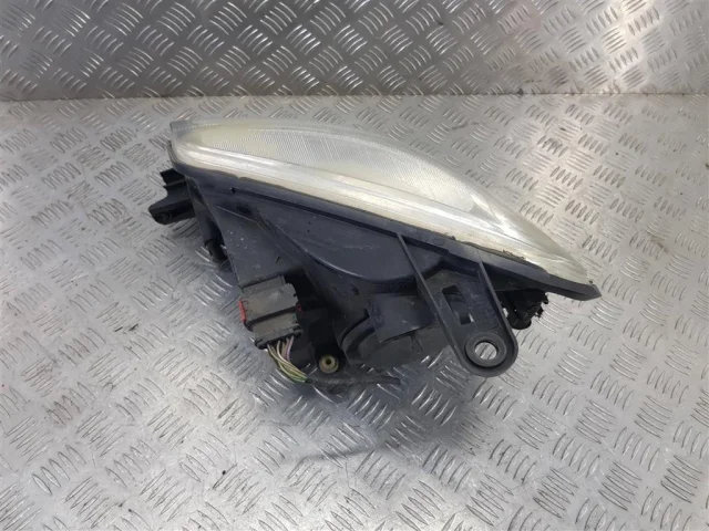 Фара правая для Peugeot Partner Фургон 1996-2008 на фотографиях