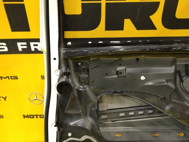 Дверь задняя правая для Mercedes-Benz S class W220 1998-2005 на фотографиях