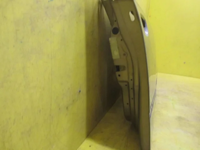 Двери для Audi A4 B7 Avant 2004-2008 на фотографиях