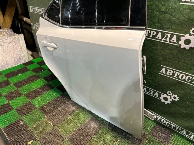 Двери для Lexus IS Седан AVE30-AEXLH 2013-2015 на фотографиях