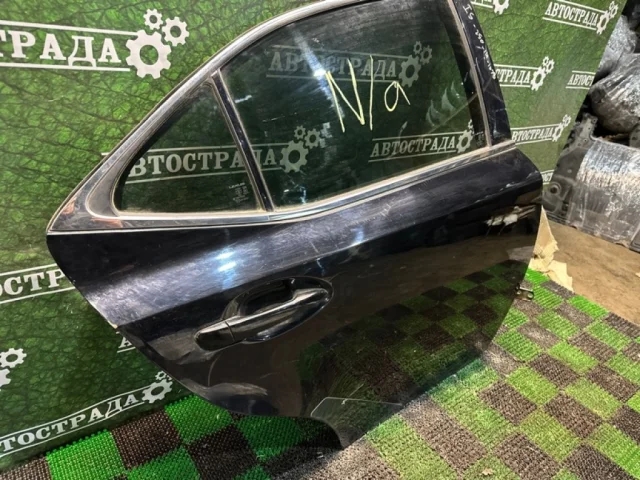 Двери для Lexus IS Седан AVE30-AEXLH 2013-2015 на фотографиях