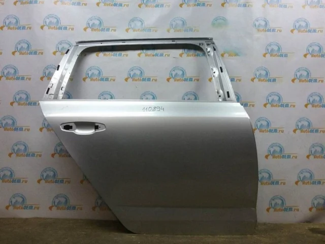 Дверь задняя правая для Skoda Octavia A7 Tour на фотографиях