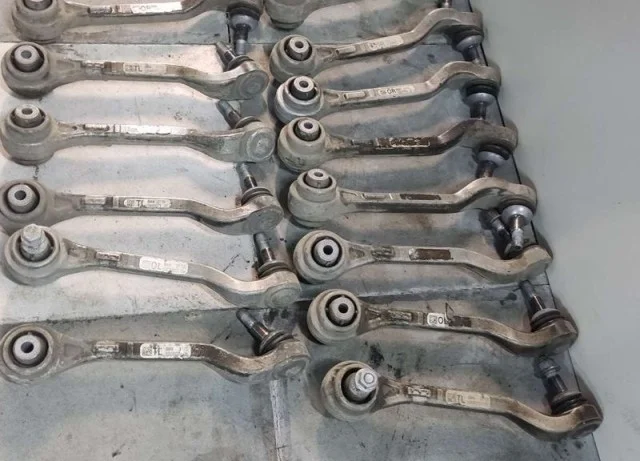 Рычаг передний левый нижний для BMW 3er G20 2018+ на фотографиях