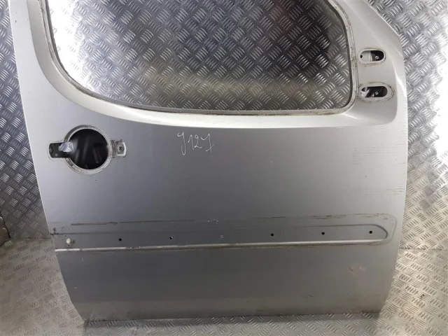 Двери для Fiat Doblo 223 2001-2016 на фотографиях