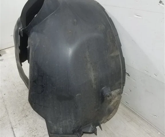 Крылья для Ford Kuga CBV 2008-2013 на фотографиях