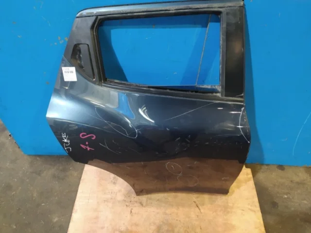 Дверь задняя правая для Nissan Juke YF15 JDM 2010-2014 на фотографиях
