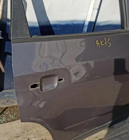 Дверь задняя правая для Chevrolet Orlando (EU) 2010-2015 на фотографиях