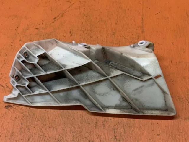 Усилитель переднего бампера для Infiniti QX 70 2013-2019 на фотографиях