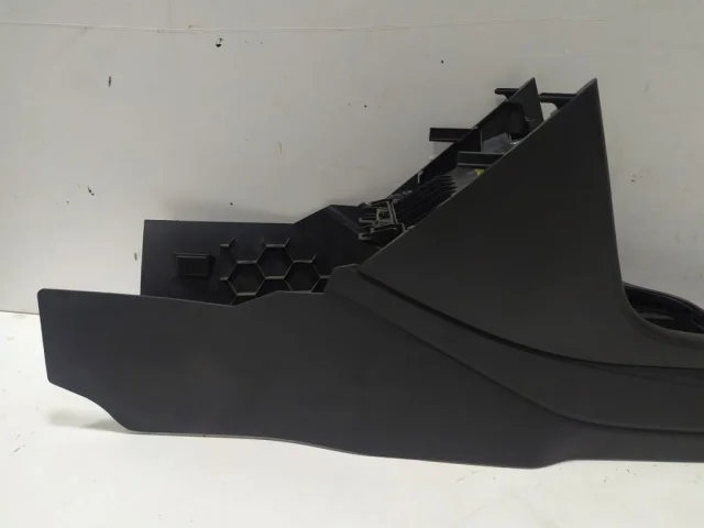 Крышка подлокотника для Volkswagen Polo V (6R) 2009-2014 на фотографиях