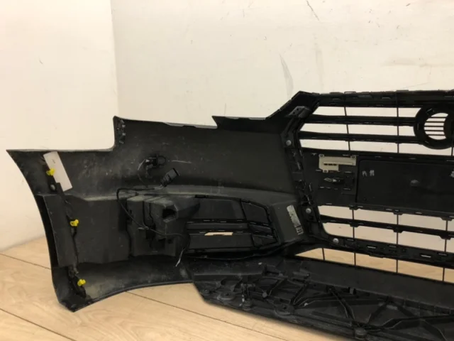 Решетка радиатора для Audi A4 B9 2015+ на фотографиях