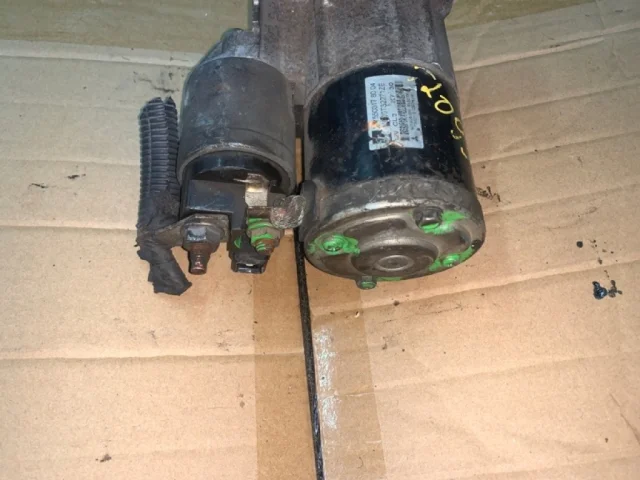 Стартер для Citroen C4 Хэтчбек 2004-2011 на фотографиях