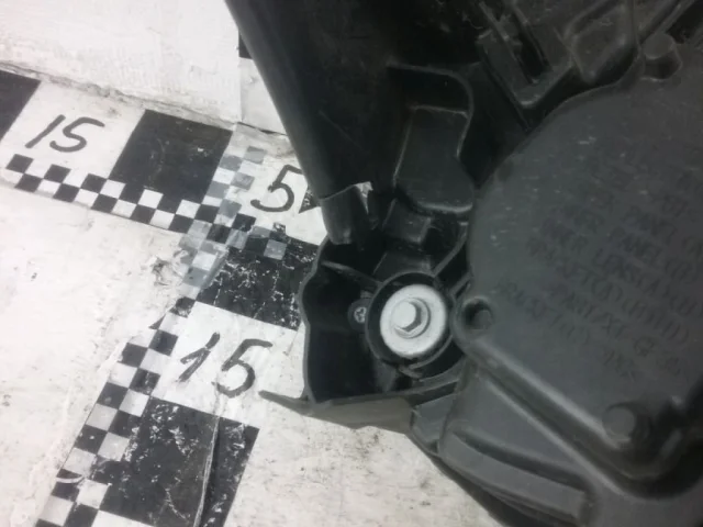 Фара левая для Subaru XV GT/G24 2017+ на фотографиях