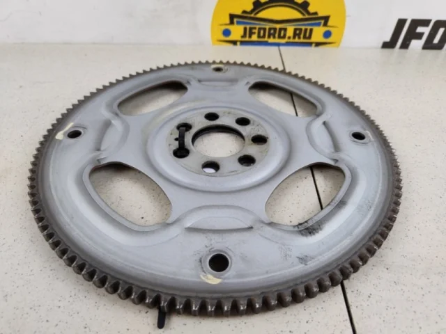 Маховик для Peugeot 4007 GP 2007-2014 на фотографиях