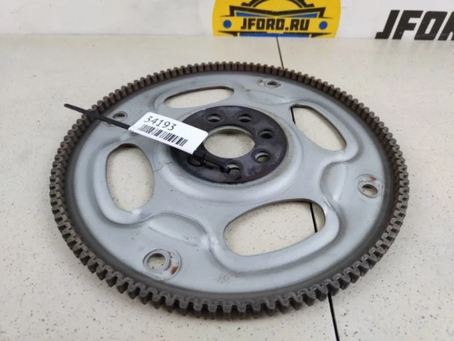 Маховик для Peugeot 4007 GP 2007-2014 на фотографиях