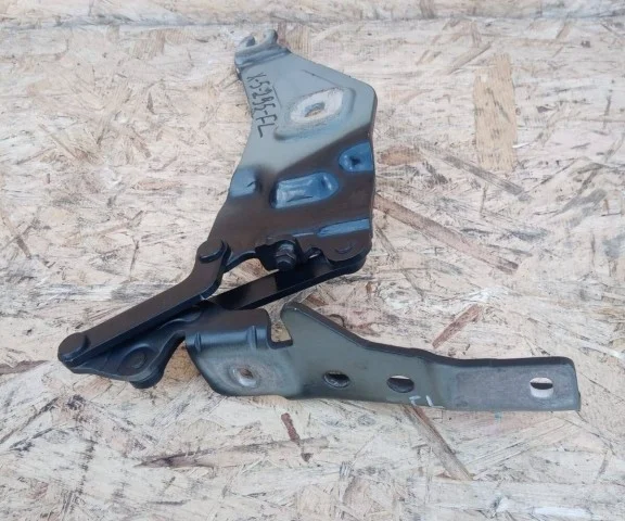 Петля капота правая для BMW X5 Е70 2006-2013 на фотографиях