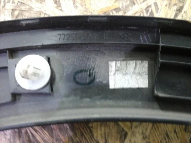 Заднее правое крыло для Suzuki SX4 I Rest 2010-2013 на фотографиях