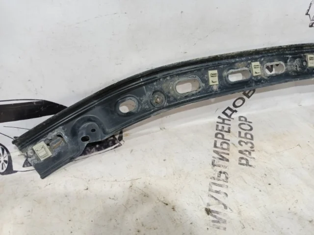 Кронштейн подушки двигателя для Toyota Land Cruiser 200 (JDM) 2007-2013 на фотографиях