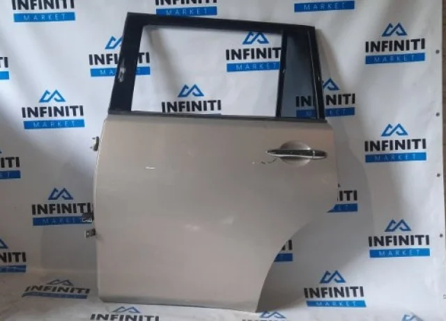 Двери для Infiniti QX 80 2013-2022 на фотографиях