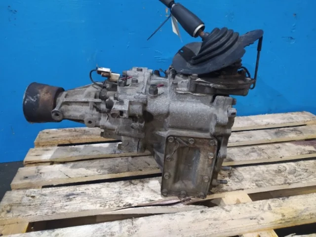 Раздатка для Mitsubishi Pajero V20 3dr 1990-2000 на фотографиях