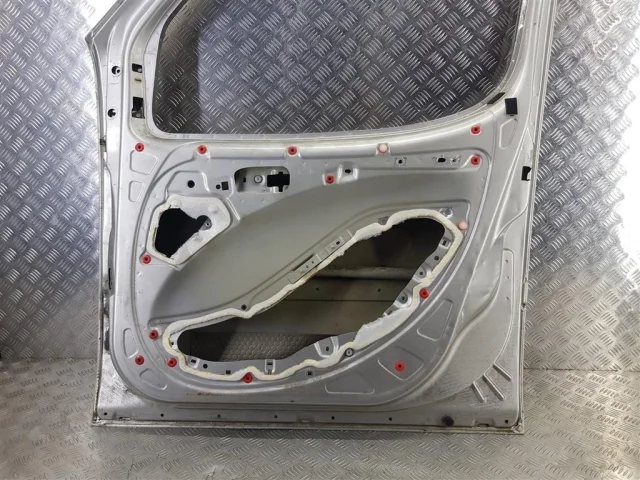 Двери для Fiat Doblo 223 2001-2016 на фотографиях