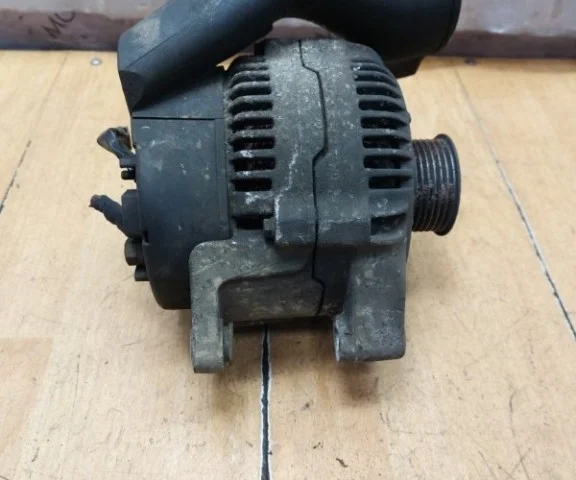 Генератор для Opel Vectra B Хэтчбек 1995-2003 на фотографиях