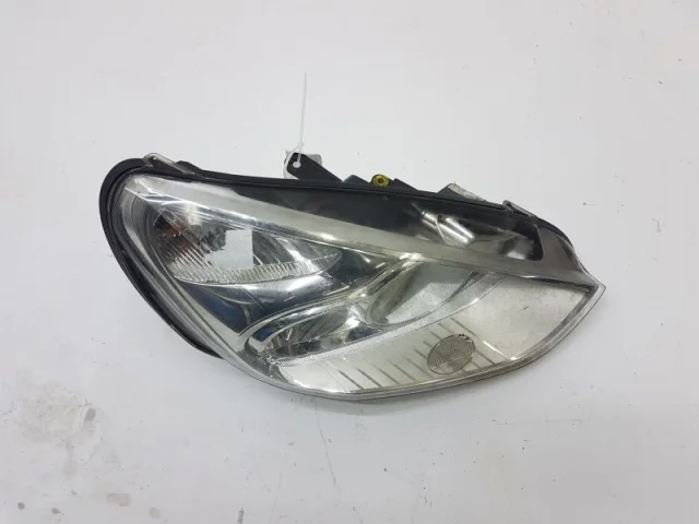 Фары для Ford Galaxy CD340 2006-2015 на фотографиях