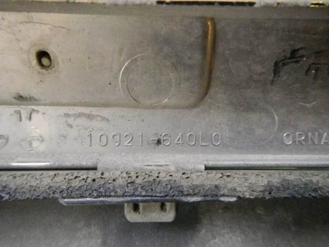 Молдинг двери задний правый для Lexus RX GGL10,15,16W, GYL10,15,16W (JDM) 2009-2014 на фотографиях