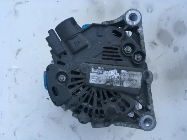 Генератор для Citroen C4 Хэтчбек 2004-2011 на фотографиях