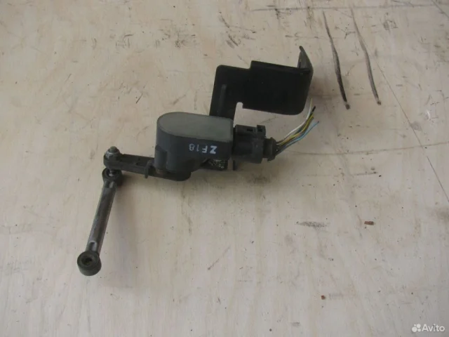 Датчик дорожного просвета задний для Nissan X-Trail T31 RU 2007-2014 на фотографиях