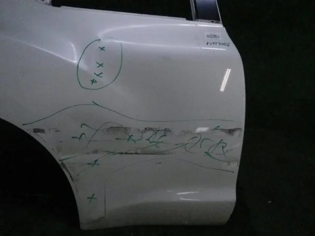 Накладка на дверь задняя правая для Nissan Juke YF15 2010-2014 на фотографиях