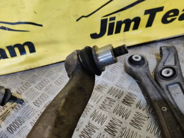 Рычаг передний правый нижний для Audi A4 B8 2007-2015 на фотографиях