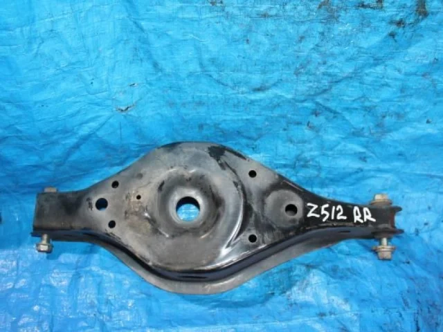 Качающийся рычаг левый для Nissan Murano Z51 2007-2015 на фотографиях