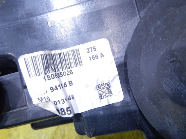 Фара левая для Volkswagen Caddy IV (2K) 2015-2020 на фотографиях