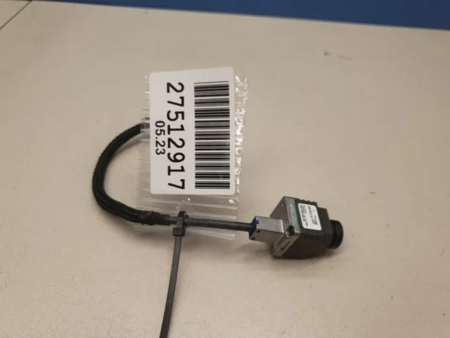 Камера заднего вида для Mercedes-Benz S class W222 2013-2017 на фотографиях