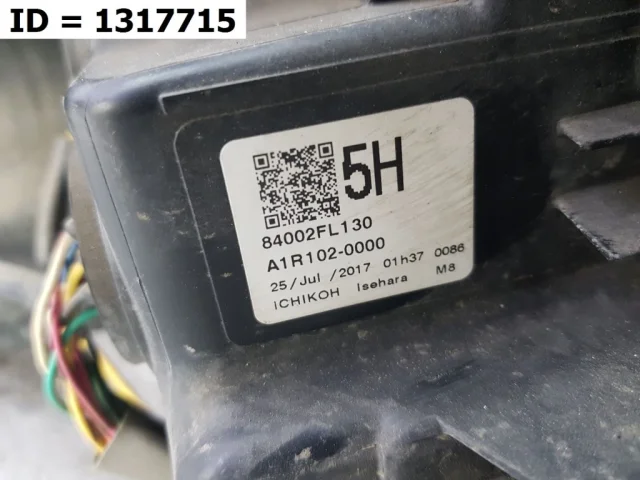 Фара ксенон левая для Subaru XV GT/G24 2017+ на фотографиях