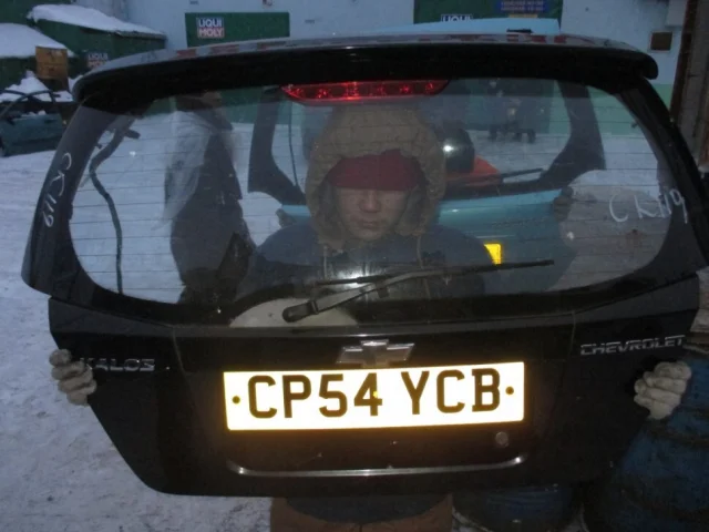 Крышка багажника для Chevrolet Aveo T200 Хэтчбек 2002-2008 на фотографиях