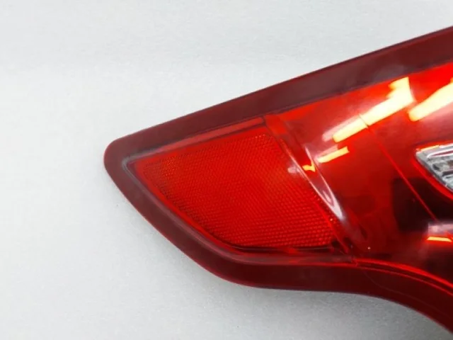 Фонарь левый для Ford Explorer U502 rest 2014-2019 на фотографиях