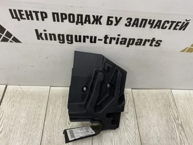 Кронштейн крыла задний левый для Volkswagen Tiguan II MK2 2016+ на фотографиях