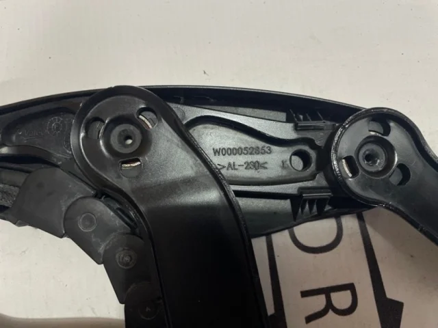 Поводок стеклоочистителя задний для Mercedes-Benz S class W222 2013-2017 на фотографиях