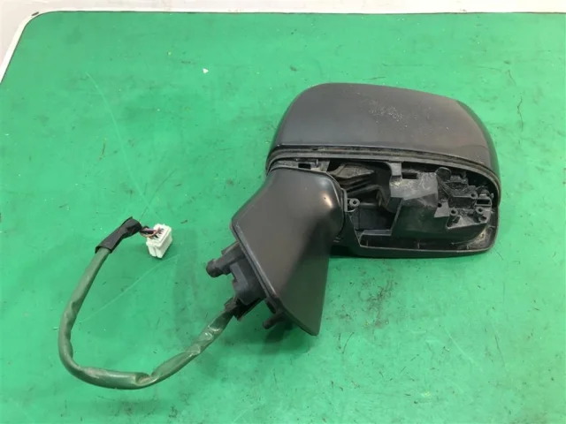 Стекла и зеркала для Subaru Forester SJ rest 2016-2019 на фотографиях