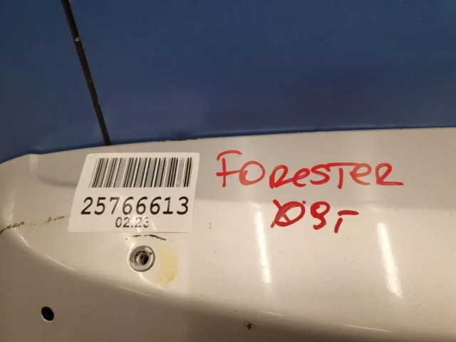 Крышка багажника для Subaru Forester SH 2008-2012 на фотографиях